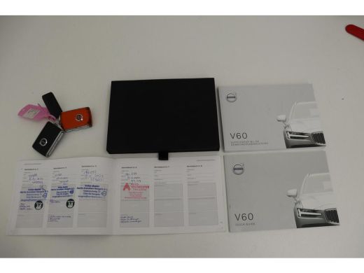 Volvo  V60 B3 R-Design | Camera | Stoel & Stuurverwarming | Carplay | Half leder | Full LED | PDC | Memory |... ActivLease financial lease