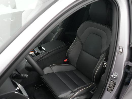Volvo  V60 T8 Recharge AWD Plus Dark | 455pk | Head-Up | 360&deg; | Panoramadak | Harman/Kardon | Sportstoel | N... ActivLease financial lease