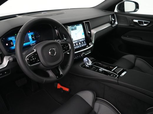 Volvo  V60 T8 Recharge AWD Plus Dark | 455pk | Head-Up | 360&deg; | Panoramadak | Harman/Kardon | Sportstoel | N... ActivLease financial lease