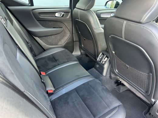 Volvo  XC40 1.5 T4 Recharge R-Design | Pano | SoH 99% | 360 camera | Harman/Kardon | Memory | Stoel & stuurve... ActivLease financial lease