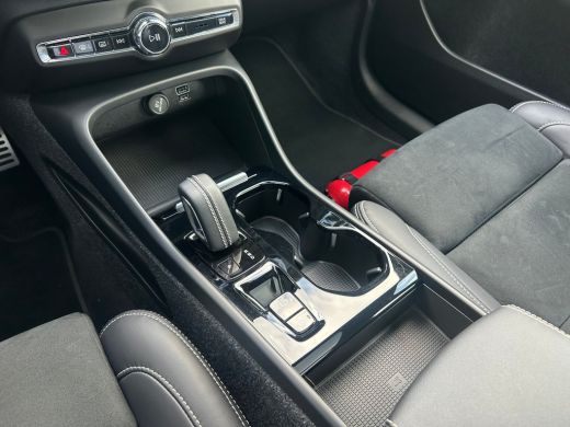 Volvo  XC40 1.5 T4 Recharge R-Design | Pano | SoH 99% | 360 camera | Harman/Kardon | Memory | Stoel & stuurve... ActivLease financial lease