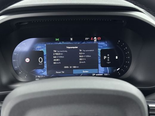 Volvo  XC40 2.0 B4 Plus Dark | Trekhaak | Verwambare voorruit | BLIS | Adaptive Cruiscontrol | Camera | 19 in... ActivLease financial lease