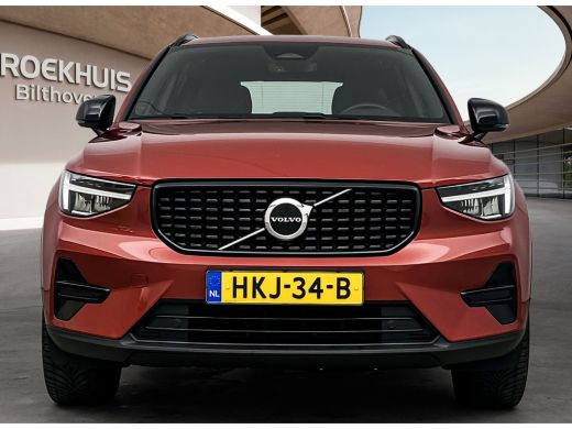 Volvo  XC40 2.0 B4 Plus Dark | Trekhaak | Verwambare voorruit | BLIS | Adaptive Cruiscontrol | Camera | 19 in... ActivLease financial lease