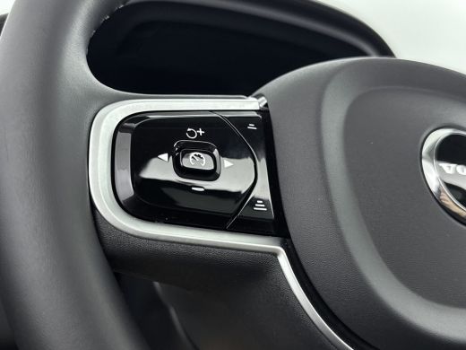 Volvo  XC60 Facelift T6 Plug-in hybrid AWD Ultra Dark | Luchtvering | Trekhaak | Extra Getint Glas | PDC V+A ... ActivLease financial lease