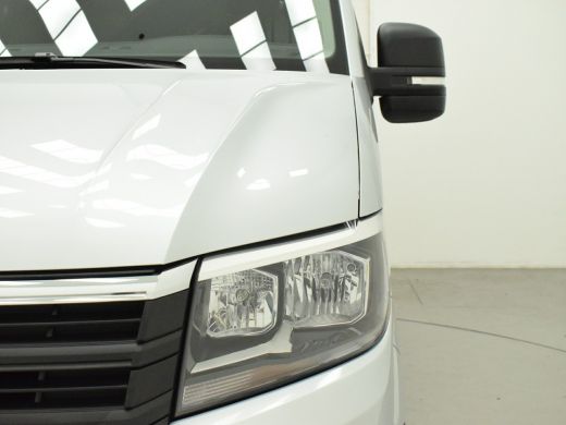 Volkswagen Crafter 35 2.0 TDI L3H3 Highline 140PK Airco Navi ActivLease financial lease