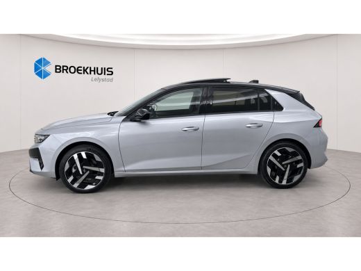 Opel Astra Ultimate - Electric | Achteruitrijcamera 180&deg; | Adaptive Cruise control | Apple CarPlay en Androi... ActivLease financial lease