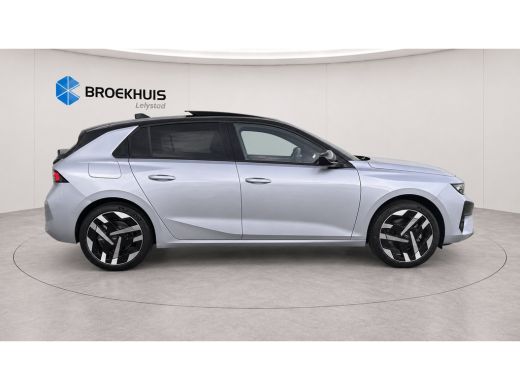 Opel Astra Ultimate - Electric | Achteruitrijcamera 180&deg; | Adaptive Cruise control | Apple CarPlay en Androi... ActivLease financial lease