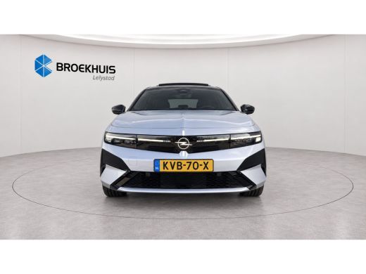 Opel Astra Ultimate - Electric | Achteruitrijcamera 180&deg; | Adaptive Cruise control | Apple CarPlay en Androi... ActivLease financial lease