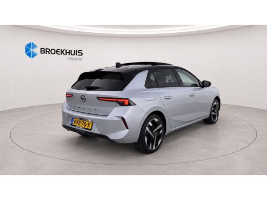 Opel Astra Ultimate - Electric | Achteruitrijcamera 180&deg; | Adaptive Cruise control | Apple CarPlay en Androi... ActivLease financial lease