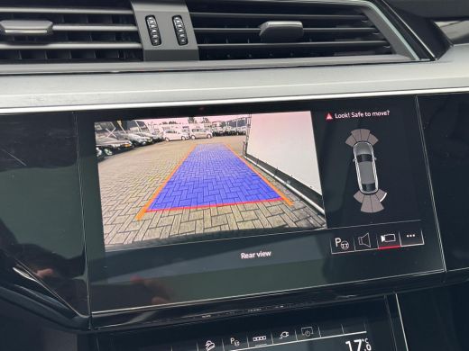 Audi e-tron 55 quattro Business edition Plus 95 kWh NL-AUTO | PANODAK | CAMERA ActivLease financial lease