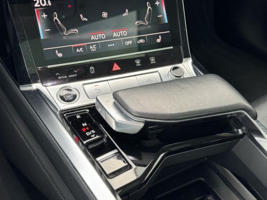 Audi e-tron 55 quattro Business edition Plus 95 kWh NL-AUTO | PANODAK | CAMERA ActivLease financial lease