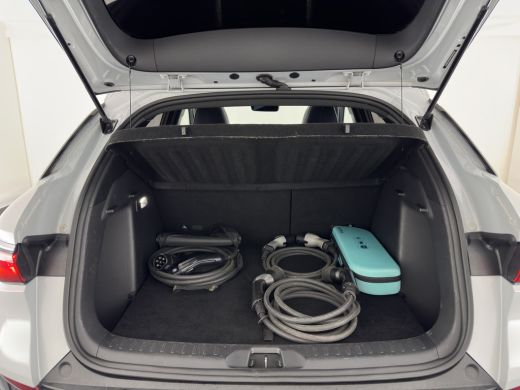 BYD ATTO 3 Comfort 60 kWh [3-Fase-11kW] {SoH-94%} (INCL-BTW) *HEATPUMP | PANO | LEATHER | FULL-LED | TOPVIEW... ActivLease financial lease