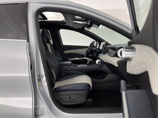 BYD ATTO 3 Comfort 60 kWh [3-Fase-11kW] {SoH-94%} (INCL-BTW) *HEATPUMP | PANO | LEATHER | FULL-LED | TOPVIEW... ActivLease financial lease