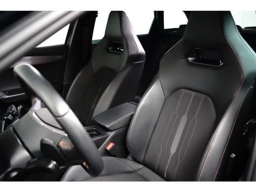 CUPRA Leon Sportstourer e-Hybrid | ADAPTIVE CRUISE | 19'' LMV | STOELVERWARMING | CAMERA | CAPLAY | FULL LED | PARK SENSOREN ActivLease financial lease