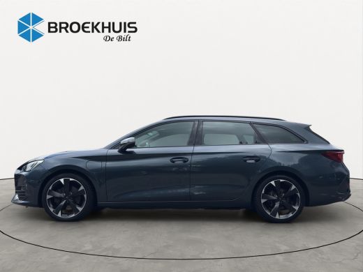 CUPRA Leon Sportstourer e-Hybrid | ADAPTIVE CRUISE | 19'' LMV | STOELVERWARMING | CAMERA | CAPLAY | FULL LED | PARK SENSOREN ActivLease financial lease