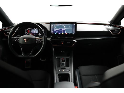 CUPRA Leon Sportstourer e-Hybrid | ADAPTIVE CRUISE | 19'' LMV | STOELVERWARMING | CAMERA | CAPLAY | FULL LED | PARK SENSOREN ActivLease financial lease