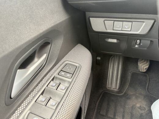 Dacia Jogger 7-Pers 1.0 TCe 100 ECO-G Carplay Airco Cruise 7p. 7-Persoons ActivLease financial lease