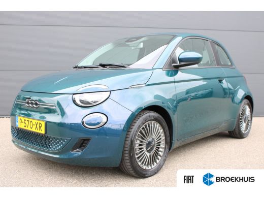 Fiat 500 Icon 42 kWh | Fase 3 laden | Navigatie | All season | NL auto | 15.000km | Lichtmetaal | BTW | ActivLease financial lease