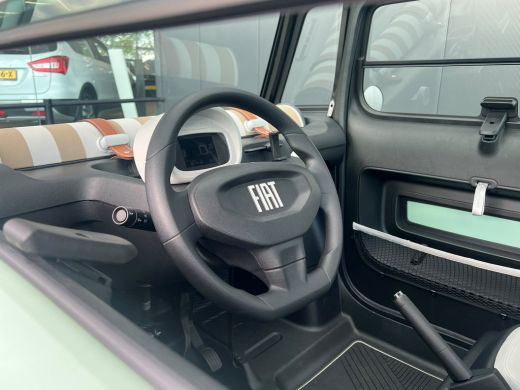 Fiat Topolino Topolino Lage KM | Direct Leverbaar | Panoramadak | Demo Deal | 75KM Actieradius ActivLease financial lease