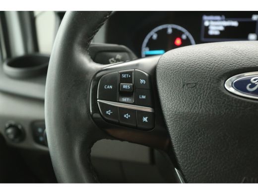 Ford Transit 2.0 TDCI L2H2 | Airco | Cruise | Camera | Carplay | 3 Zits | LED ActivLease financial lease