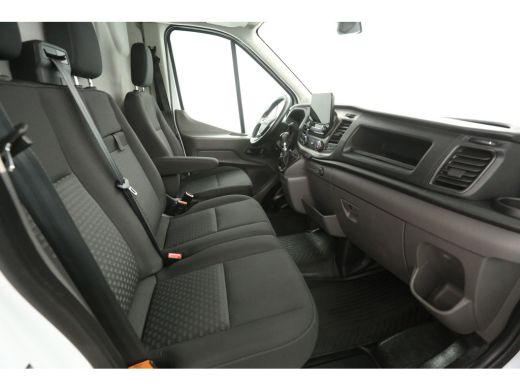 Ford Transit 2.0 TDCI L2H2 | Airco | Cruise | Camera | Carplay | 3 Zits | LED ActivLease financial lease