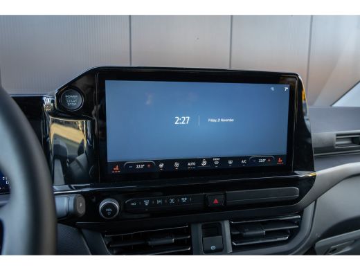 Ford Transit Custom Tourneo Tourneo Custom Titanium X Plug-in Hybrid 8 pers. | Black Pack Special | Elek. Trekhaak | ... ActivLease financial lease