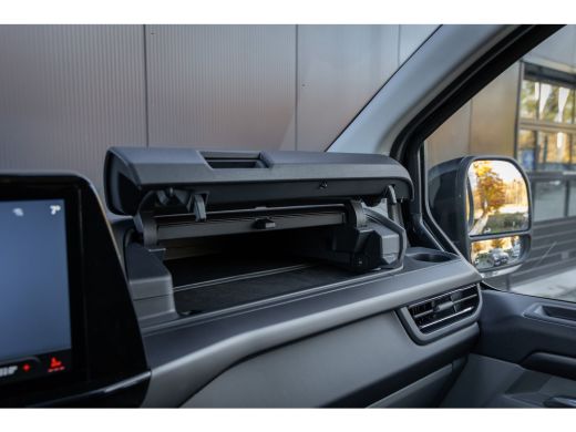 Ford Transit Custom Tourneo Tourneo Custom Titanium X Plug-in Hybrid 8 pers. | Black Pack Special | Elek. Trekhaak | ... ActivLease financial lease