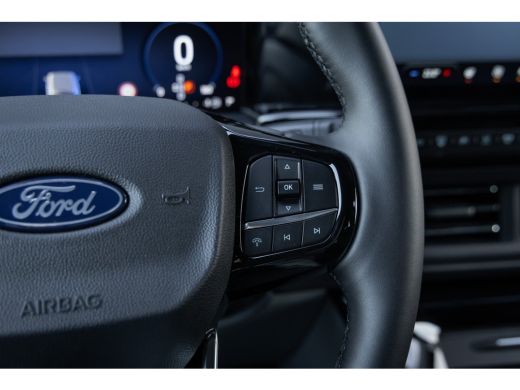 Ford Transit Custom Tourneo Tourneo Custom Titanium X Plug-in Hybrid 8 pers. | Black Pack Special | Elek. Trekhaak | ... ActivLease financial lease