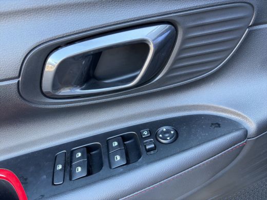 Hyundai i20 1.0 T-GDI 100pk N-Line | Camera | Carplay | Premium audio | Cruise controle | Navigatie | 17'' ve... ActivLease financial lease