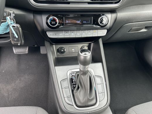 Hyundai Kona 1.6 GDI HEV Comfort Smart | Navigatie | Lichtmetalen velgen | Apple-Carplay/Android Auto | Achter... ActivLease financial lease