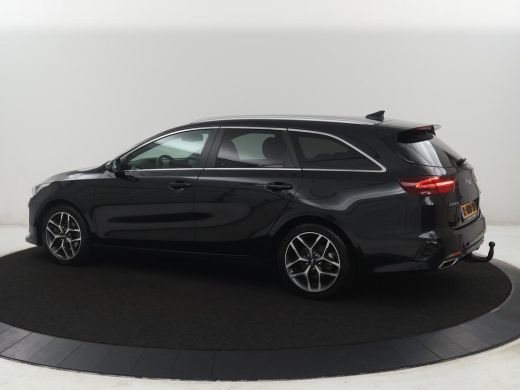 Kia Ceed Sportswagon 1.5 T-GDi MHEV GT-Line Edition | Cruise control | Trekhaak | Camera | Park assist | Carplay | Cli... ActivLease financial lease