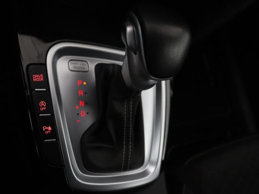 Kia Ceed Sportswagon 1.5 T-GDi MHEV GT-Line Edition | Cruise control | Trekhaak | Camera | Park assist | Carplay | Cli... ActivLease financial lease
