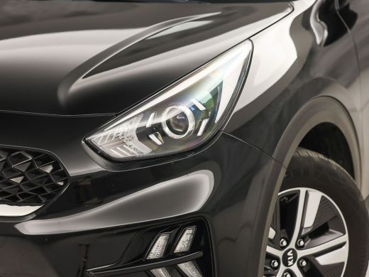 Kia Niro 1.6 GDi Hybrid DynamicLine 141Pk Automaat (APPLE CARPLAY, GROOT NAVI, CAMERA, TREKHAAK, SPORTSTOE... ActivLease financial lease