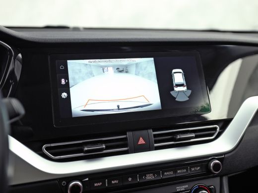 Kia Niro 1.6 GDi Hybrid DynamicLine 141Pk Automaat (APPLE CARPLAY, GROOT NAVI, CAMERA, TREKHAAK, SPORTSTOE... ActivLease financial lease