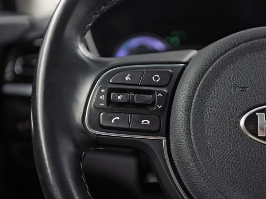 Kia Niro 1.6 GDi Hybrid DynamicLine 141Pk Automaat (APPLE CARPLAY, GROOT NAVI, CAMERA, TREKHAAK, SPORTSTOE... ActivLease financial lease