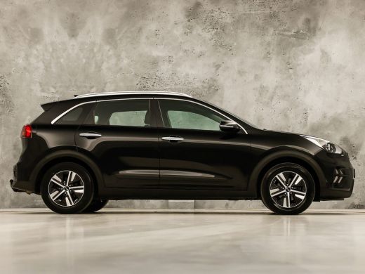 Kia Niro 1.6 GDi Hybrid DynamicLine 141Pk Automaat (APPLE CARPLAY, GROOT NAVI, CAMERA, TREKHAAK, SPORTSTOE... ActivLease financial lease