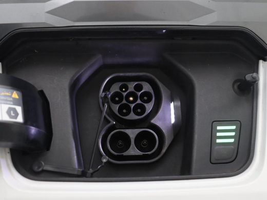 Kia Niro EV | SOH 95,8% | Panoramadak | Leder | Adaptive cruise | Harman/Kardon | Trekhaak | Camera | Park as... ActivLease financial lease