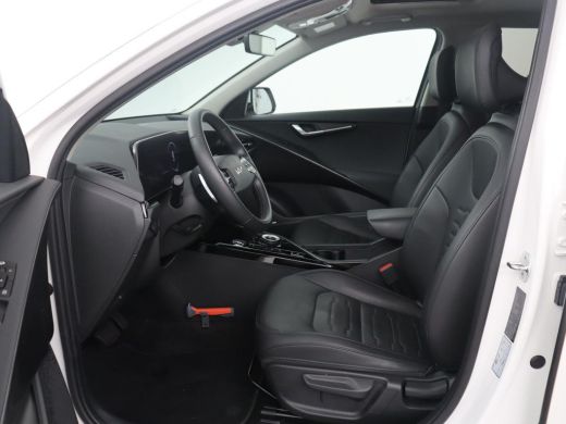 Kia Niro EV | SOH 95,8% | Panoramadak | Leder | Adaptive cruise | Harman/Kardon | Trekhaak | Camera | Park as... ActivLease financial lease