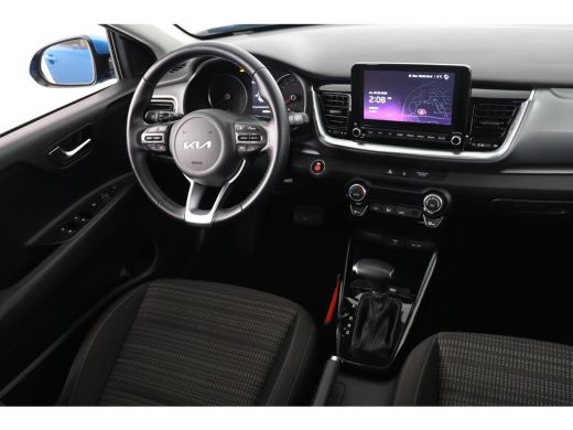 Kia Stonic 1.0 T-GDi MHEV DynamicPlusLine AUTOMAAT | CAPLAY / ANDROID AUTO | CAMERA | CRUISE CONTROL | CLIMA... ActivLease financial lease