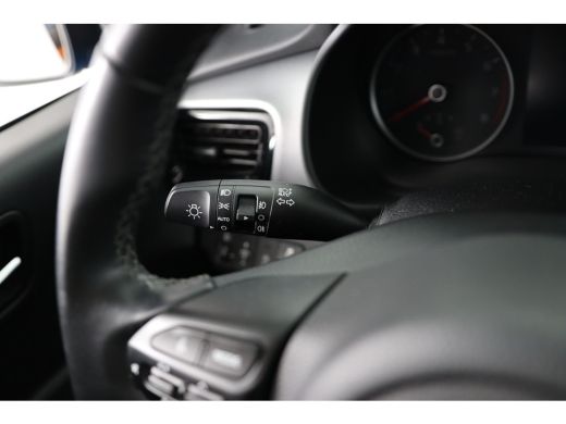Kia Stonic 1.0 T-GDi MHEV DynamicPlusLine AUTOMAAT | CAPLAY / ANDROID AUTO | CAMERA | CRUISE CONTROL | CLIMA... ActivLease financial lease