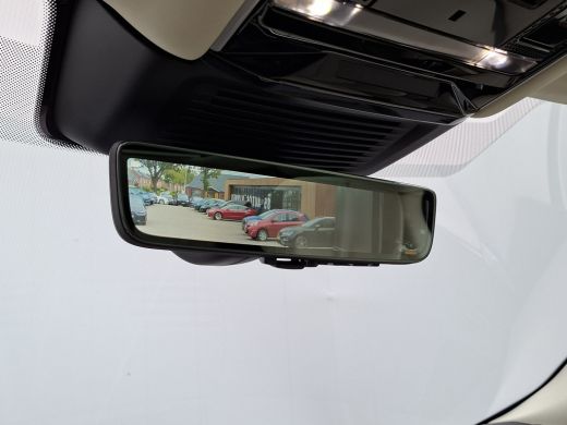 Land Rover Range Rover P510e SV PHEV 4WS 4xMassage Chauffeurspakket Signature Trekhaak Zonsondergang Goud Meridian ActivLease financial lease