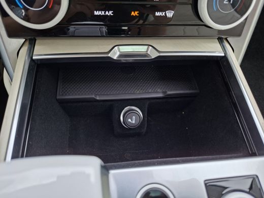 Land Rover Range Rover P510e SV PHEV 4WS 4xMassage Chauffeurspakket Signature Trekhaak Zonsondergang Goud Meridian ActivLease financial lease