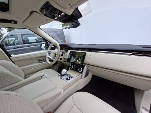 Land Rover Range Rover P510e SV PHEV 4WS 4xMassage Chauffeurspakket Signature Trekhaak Zonsondergang Goud Meridian ActivLease financial lease