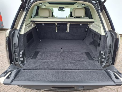 Land Rover Range Rover P510e SV PHEV 4WS 4xMassage Chauffeurspakket Signature Trekhaak Zonsondergang Goud Meridian ActivLease financial lease