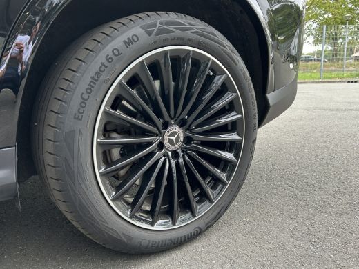 Mercedes-Benz GLC 300e AMG Coup&eacute; // Burmester // Distronic // Panoramadak // 360 Camera // Memory // Treeplanken //... ActivLease financial lease