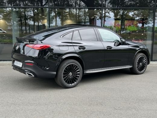 Mercedes-Benz GLC 300e AMG Coup&eacute; // Burmester // Distronic // Panoramadak // 360 Camera // Memory // Treeplanken //... ActivLease financial lease