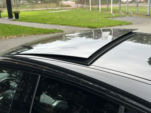 Mercedes-Benz GLC 300e AMG Coup&eacute; // Burmester // Distronic // Panoramadak // 360 Camera // Memory // Treeplanken //... ActivLease financial lease