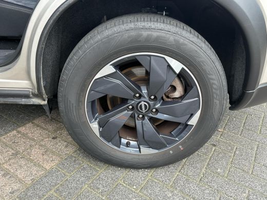 Nissan X-Trail 1.5 e-4orce N-Connecta 4WD 7p. VAN:43.900,- VOOR:39.877,- UW HERFSTVOORDEEL:4.023,- 7 PERSOONS| A... ActivLease financial lease