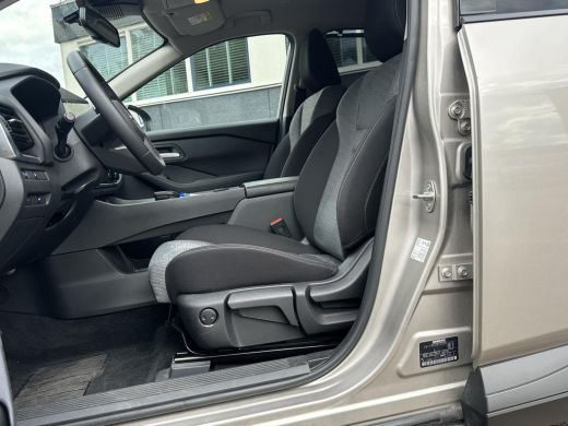 Nissan X-Trail 1.5 e-4orce N-Connecta 4WD 7p. VAN:43.900,- VOOR:39.877,- UW HERFSTVOORDEEL:4.023,- 7 PERSOONS| A... ActivLease financial lease