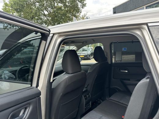 Nissan X-Trail 1.5 e-4orce N-Connecta 4WD 7p. VAN:43.900,- VOOR:39.877,- UW HERFSTVOORDEEL:4.023,- 7 PERSOONS| A... ActivLease financial lease